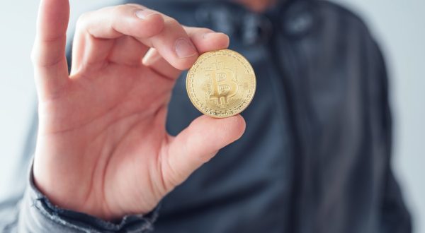 img:Fortes Correções para Principais Criptomoedas.